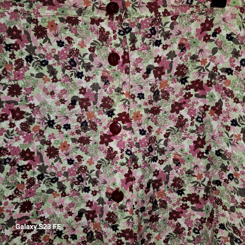 Christopher And Banks Scarlet Floral A Line Midi Skirt Size 12 - Picture 2 of 7